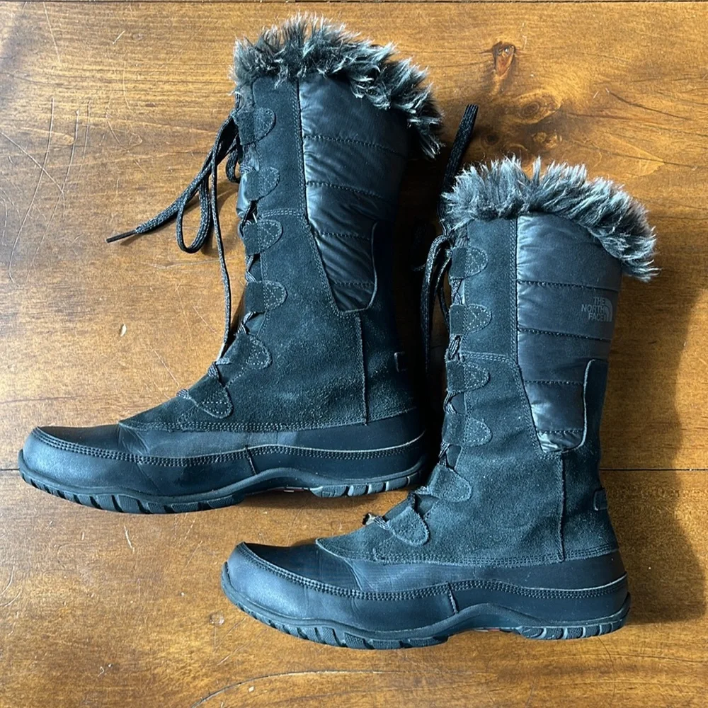 The North Face Women’s Nuptse Purna Winter Boots - Sz 8.5